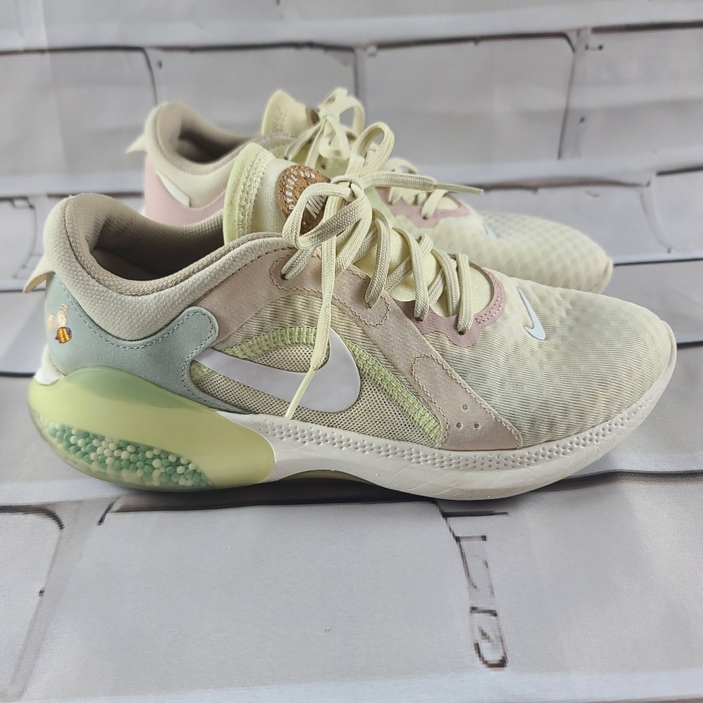 Nike Joyride Dual Run 2 Shoes Cashmere White Sail Seafoam Wmn 8